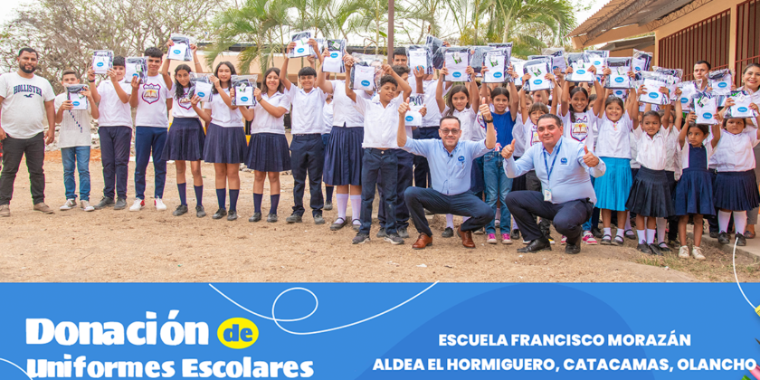 Donación de Uniformes escolares Escuela Francisco Morazán El Hormiguero Catacamas