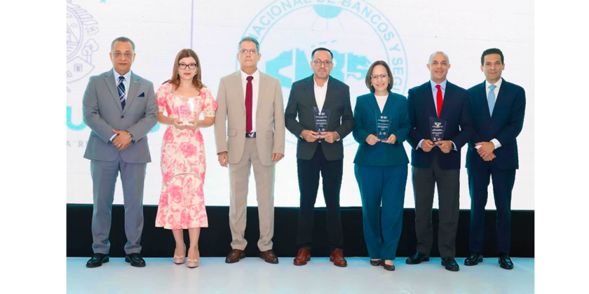 Reconocimiento “Liderazgo en Innovación e Inclusión Financiera para las Mujeres 2024”